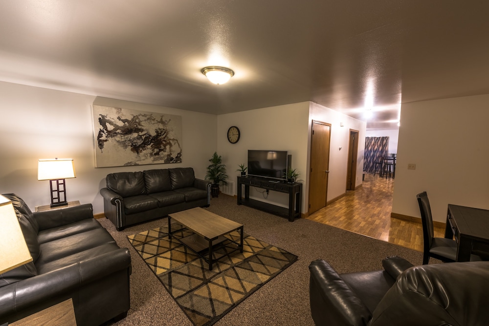 Draft Horse Inn and Suites - photo 7