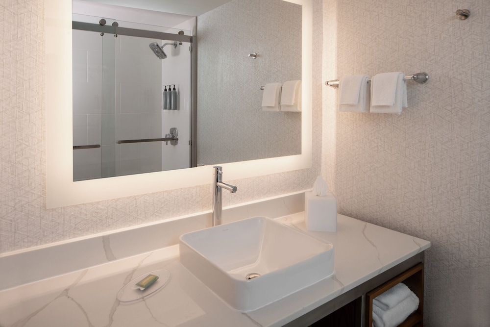 Courtyard Miami in Coral Gables by Marriott - photo 19