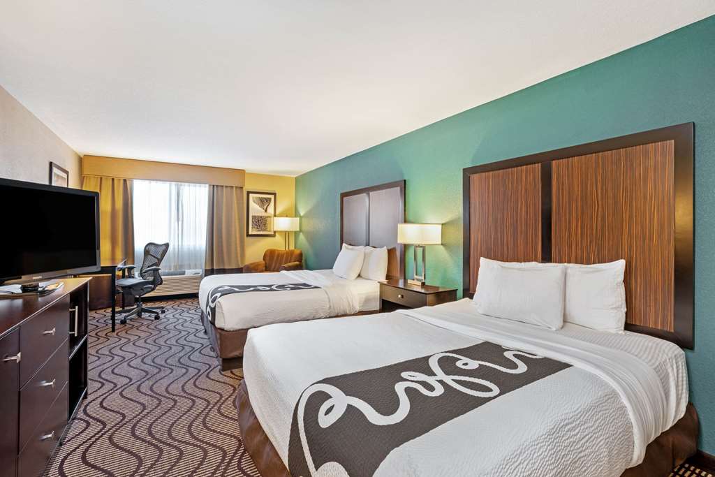 La Quinta Inn & Suites by Wyndham Boise Towne Square - featured photo