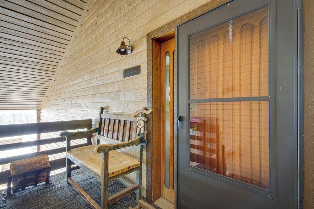 Big Sky Condo w Mountain Views 1 Mi to Resort - photo 33