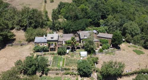 Albugue - carbon neutral hotel in Unknown City