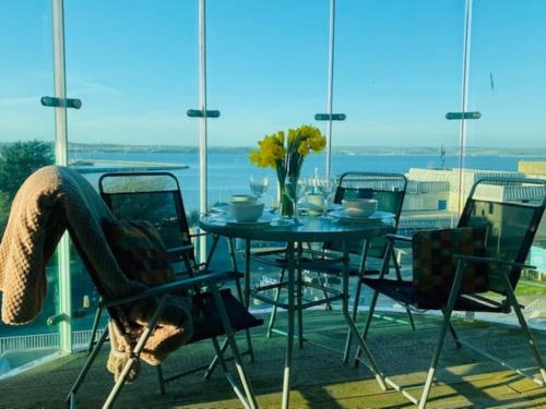 Seascape Apartment — 4-Star Luxury Hotel in Portland, United Kingdom
