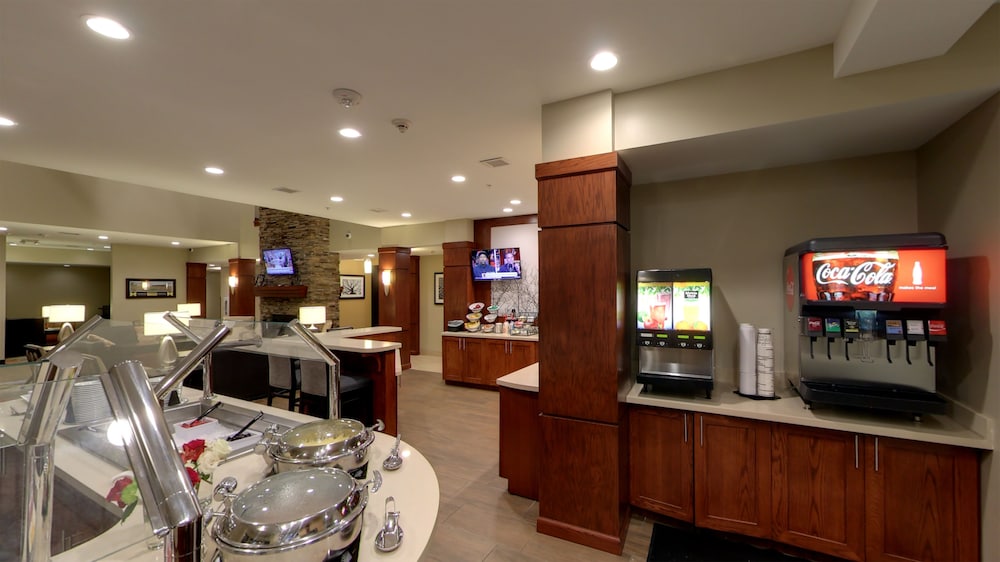 Staybridge Suites Ann Arbor Univ of Michigan by IHG - photo 32