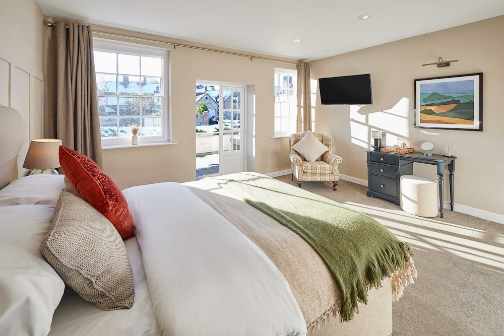 Host & Stay The Raven Hotel Rooms in Much Wenlock, United Kingdom