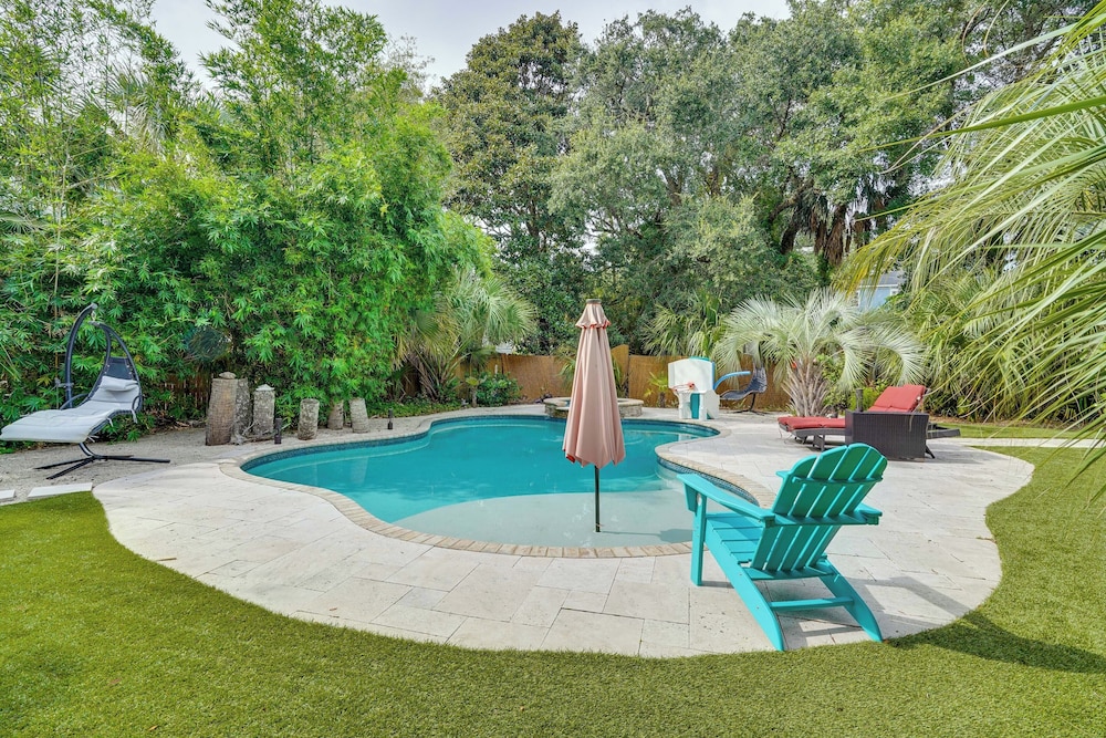 Walk to Beach: Gem w Pool & Spa in Isle of Palms - photo 31