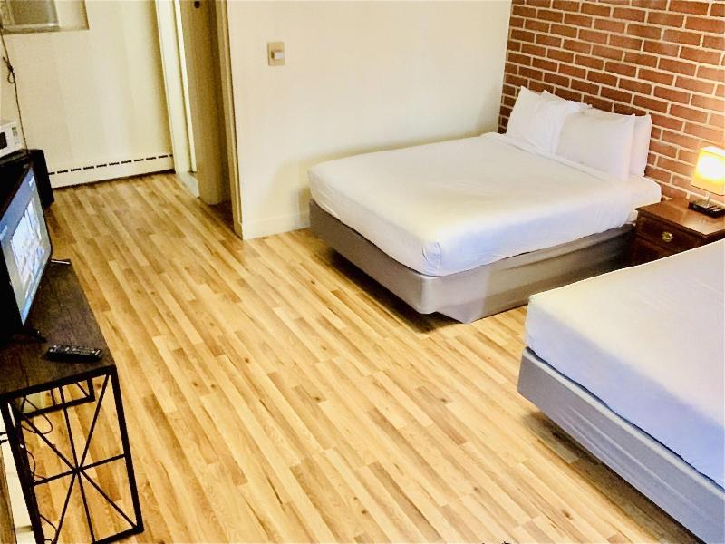 The Lancaster Motel - photo 16