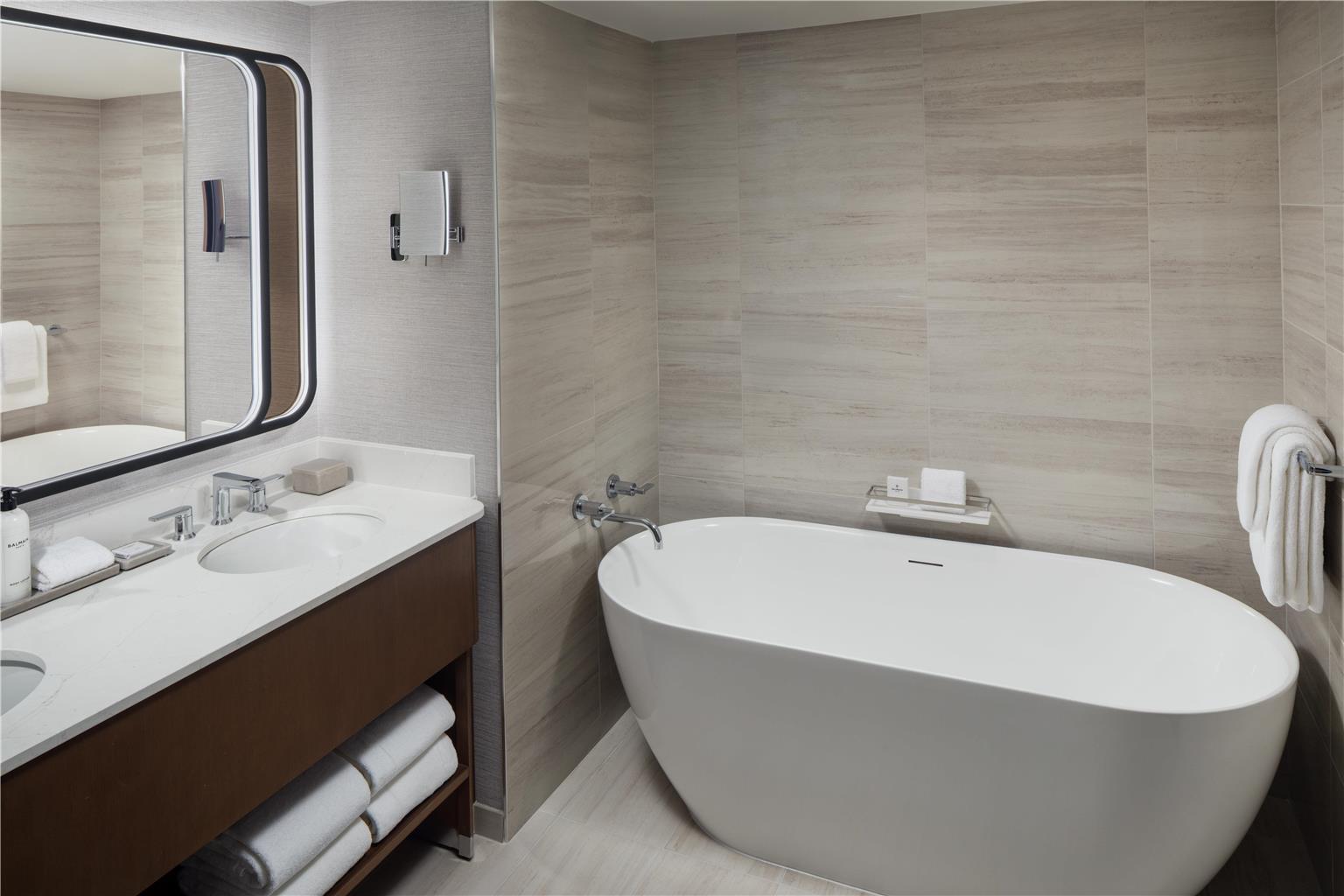 Grand Hyatt DFW Connected to the airport - photo 15
