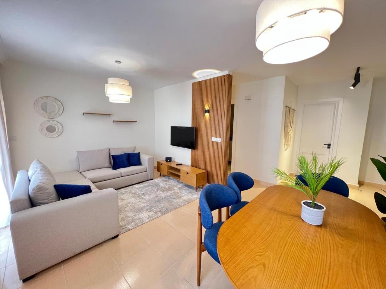 Property sisters Elite Apartment Madinaty B6 — 4-Star Luxury Hotel in Cairo, Egypt