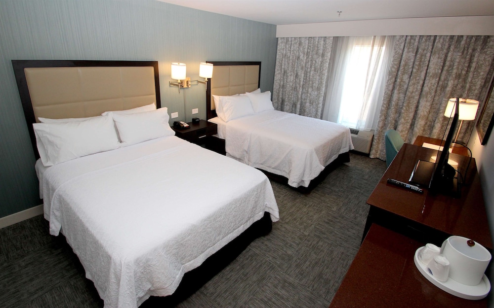 Hampton Inn Suffolk - photo 20