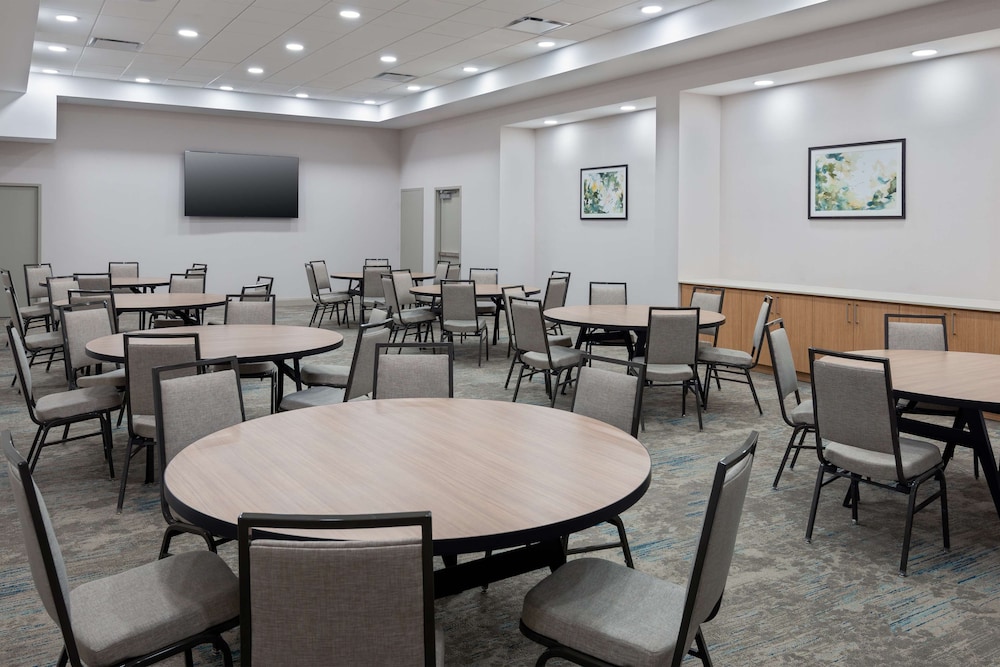 Hilton Garden Inn Charlotte Uptown - photo 39