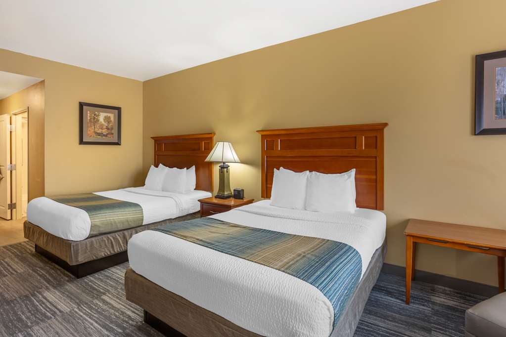 Best Western Plus University Park Inn & Suites - photo 27