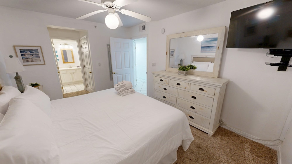 Islander Beach Resort 2005 2 Bedrooms 2 Bathrooms Condo - photo 6