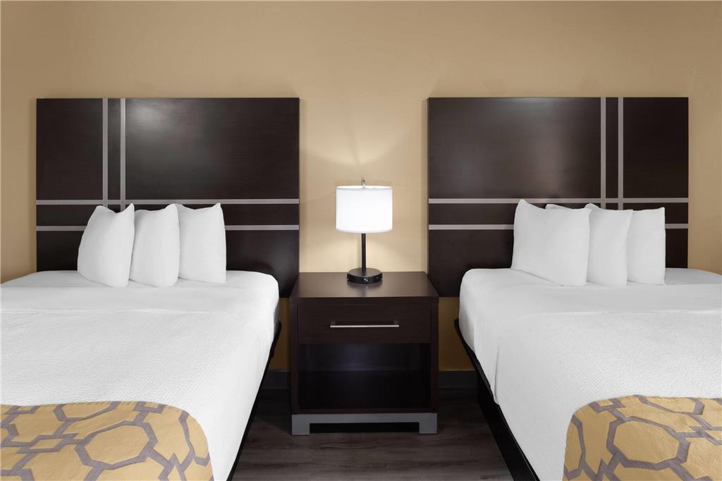 Baymont by Wyndham Green Bay - photo 13