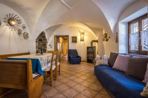 Appartamento Jasmine — 4-Star Luxury Hotel in Molina Di Ledro, Italy