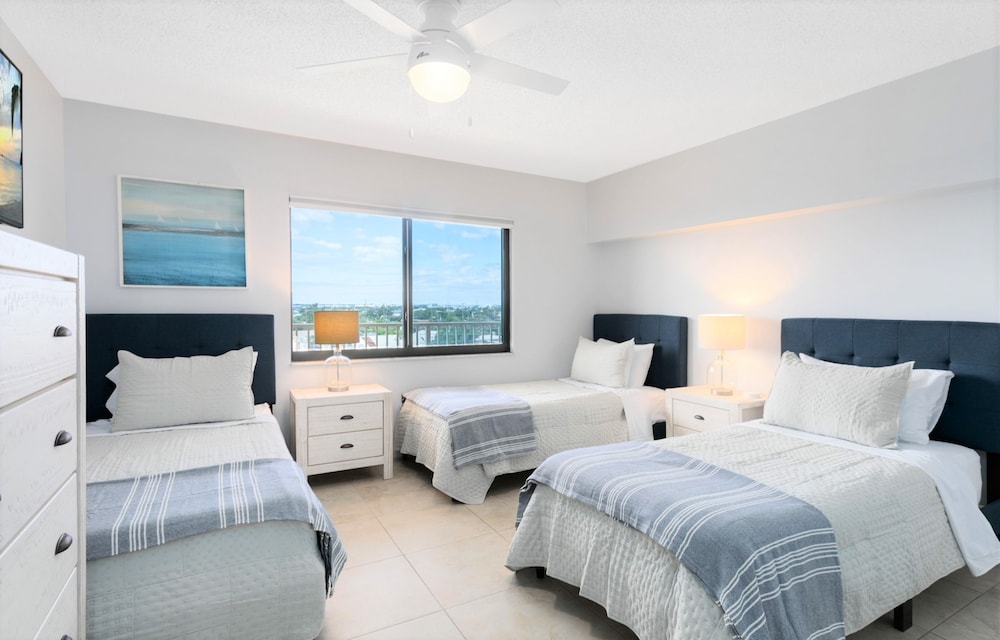 Canaveral Towers by Happy Palm Stays - photo 32