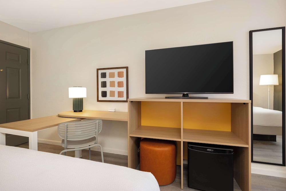 Spark By Hilton Rock Springs - photo 14