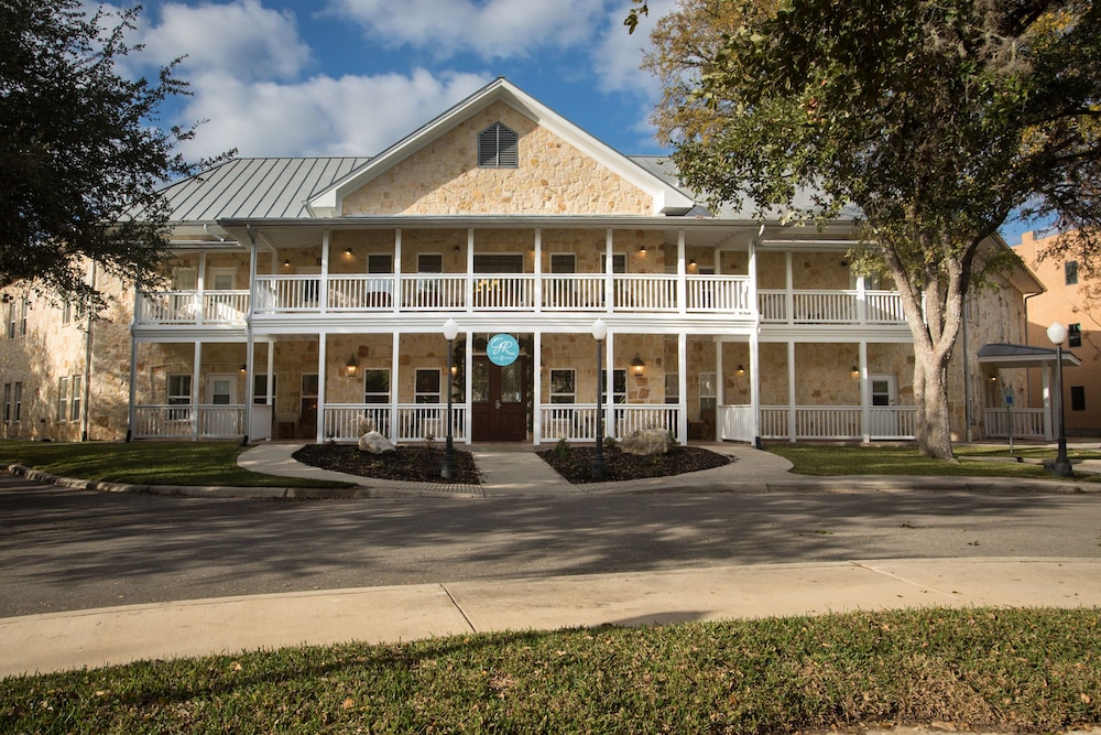 Gruene River Hotel & Retreat - photo 97