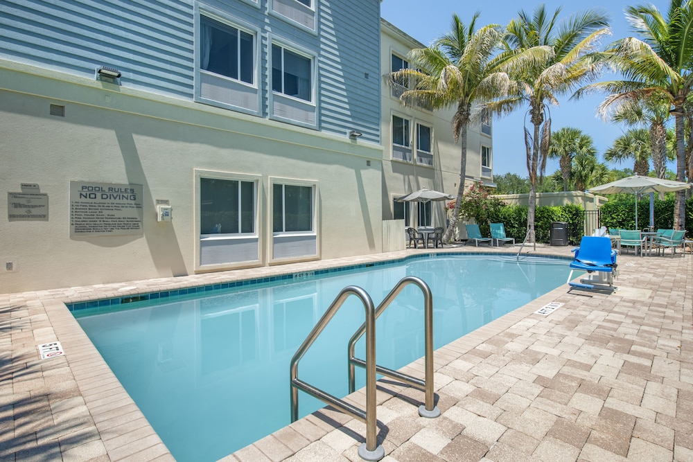 Springhill Suites by Marriott Vero Beach - photo 34