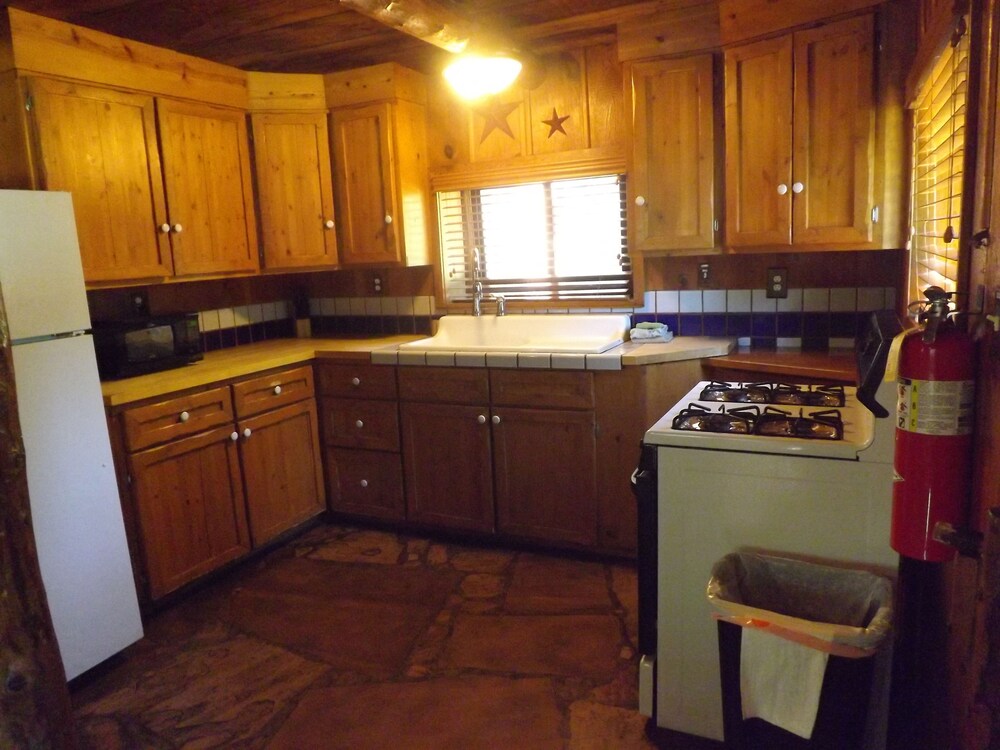 Arizona Mountain Inn and Cabins - photo 218
