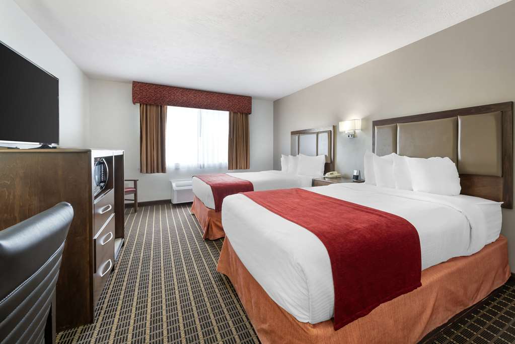 Best Western Plus Eagleridge Inn & Suites - photo 24