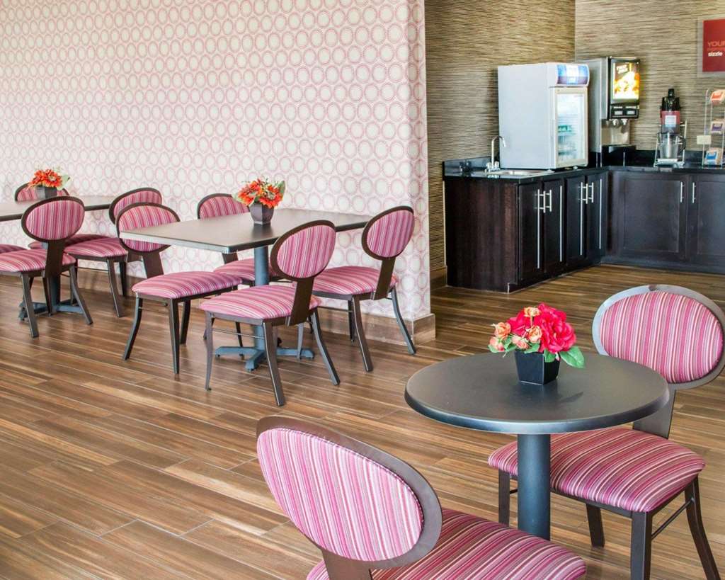 Comfort Inn & Suites San Marcos near Outlet Mall - photo 28