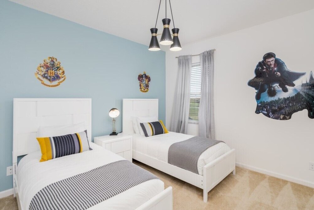 6 bedroom home at Solterra Resort - photo 15