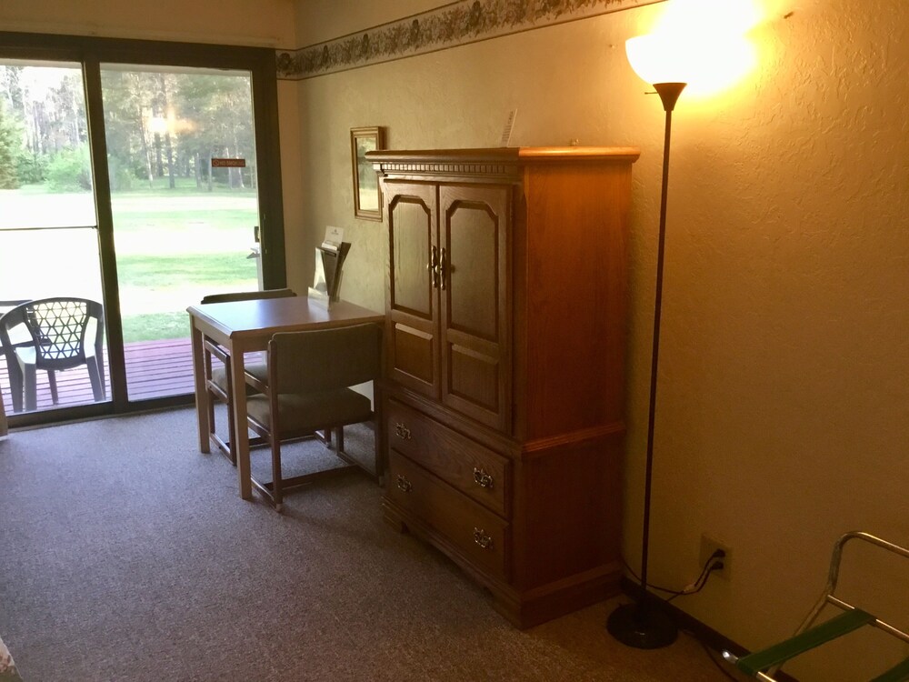 Edelweiss Motel - photo 23