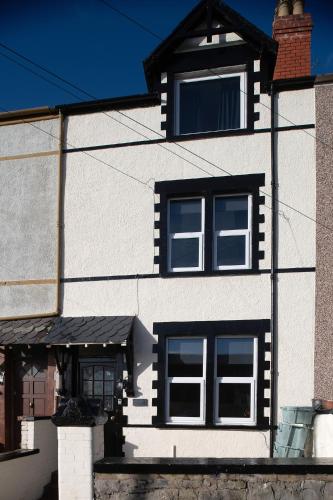 Orme Lodge — 4-Star Luxury Hotel in Llandudno, United Kingdom