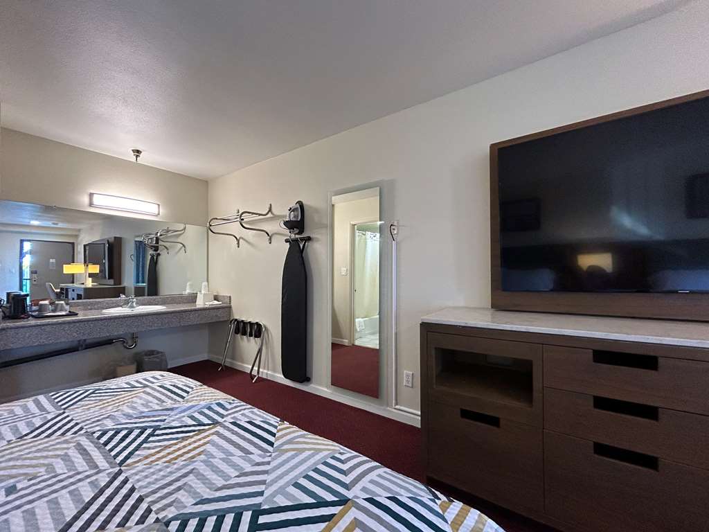 Studio 6 Suites Santa Ana CA - photo 14