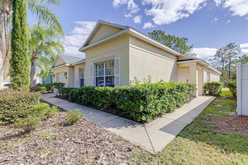 Superb modern 4 bed home close to attractions — 4-Star Luxury Hotel in Davenport, United States