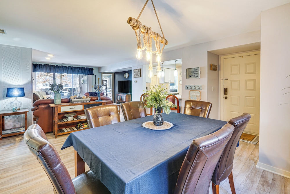 Lakefront Condo w Resort Amenities in Osage Beach - photo 3