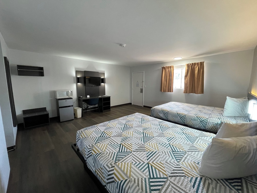 Motel 6 Artesia NM - photo 7
