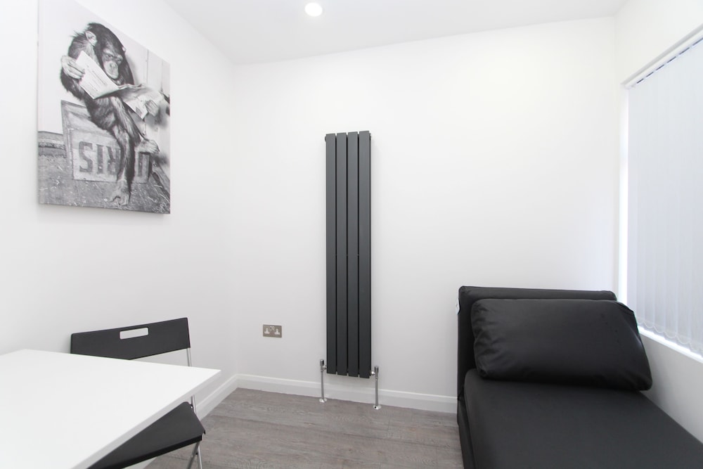 BlueGreen Suites — Edgware — photo 4