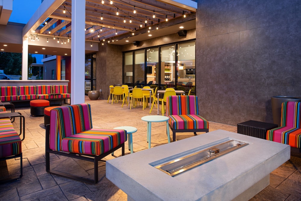Home2 Suites by Hilton Portland Airport OR - photo 59