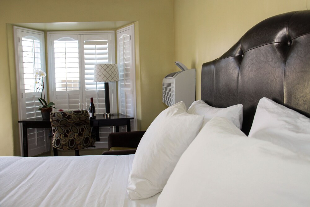 El Royale Hotel Near Universal Studios Hollywood - photo 25