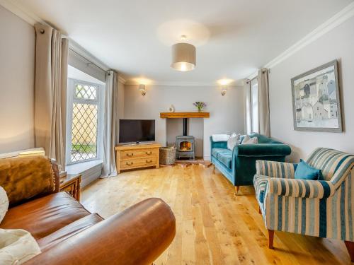 The Sidings — Alford — photo 2