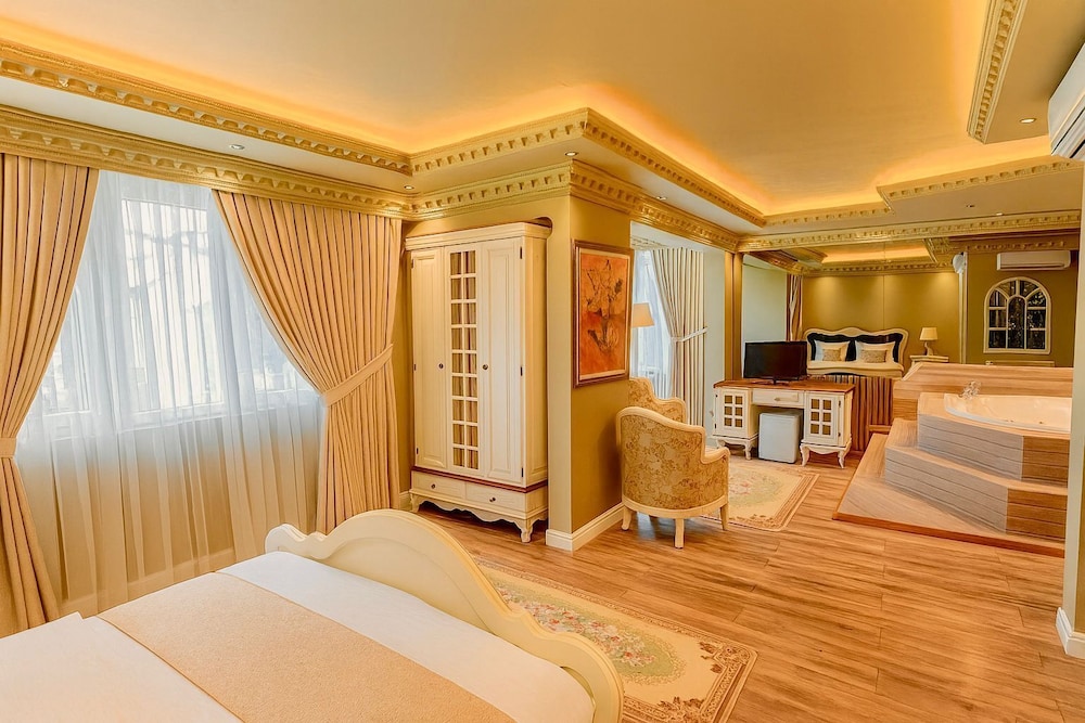Real King Residence Hotel 6773189 — Yomra