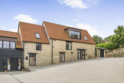St Mary's Barn - last minute hotel in Stalbridge