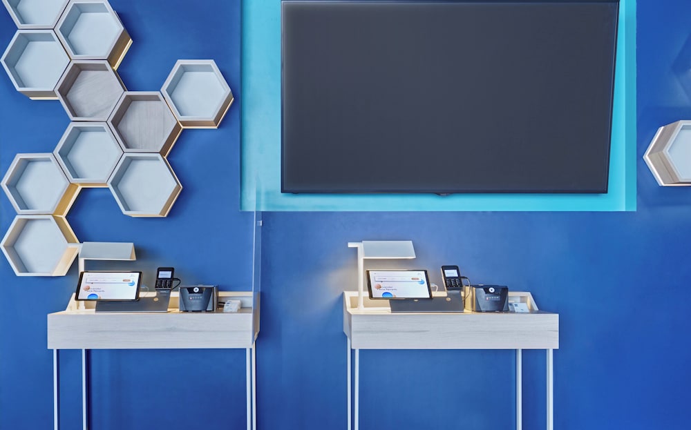 Check-in/check-out kiosk