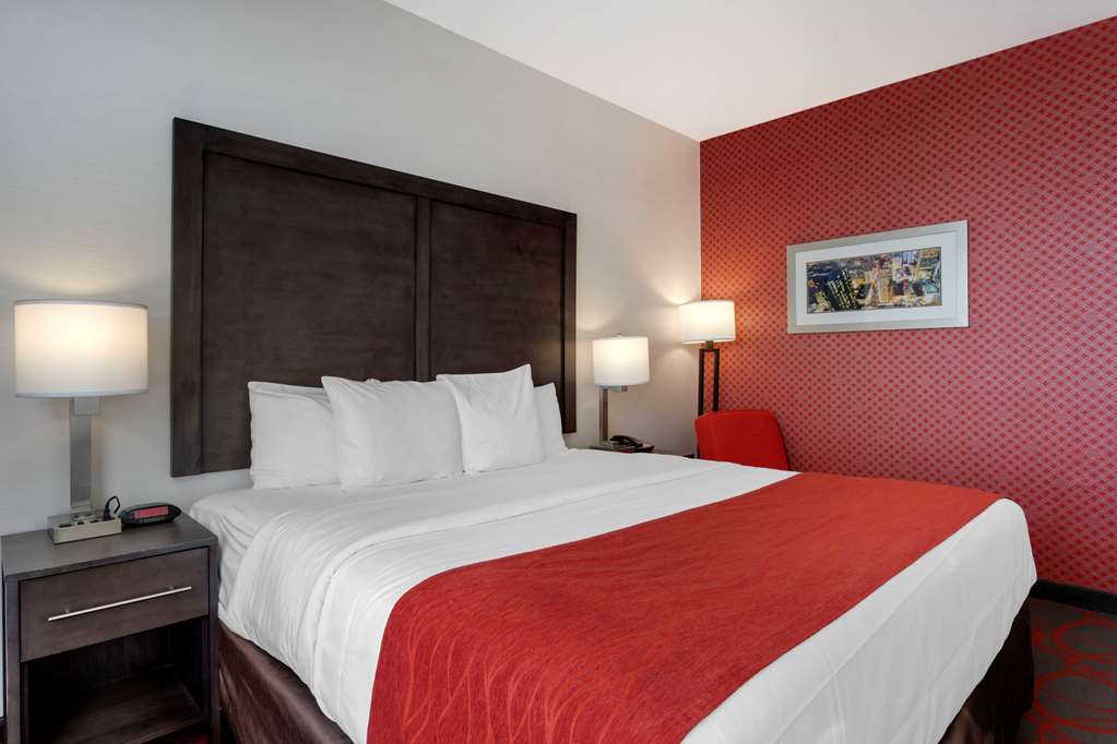Comfort Inn & Suites near Stadium - photo 26