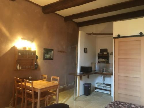 Chateau De La Bastide — hotel in Goudargues