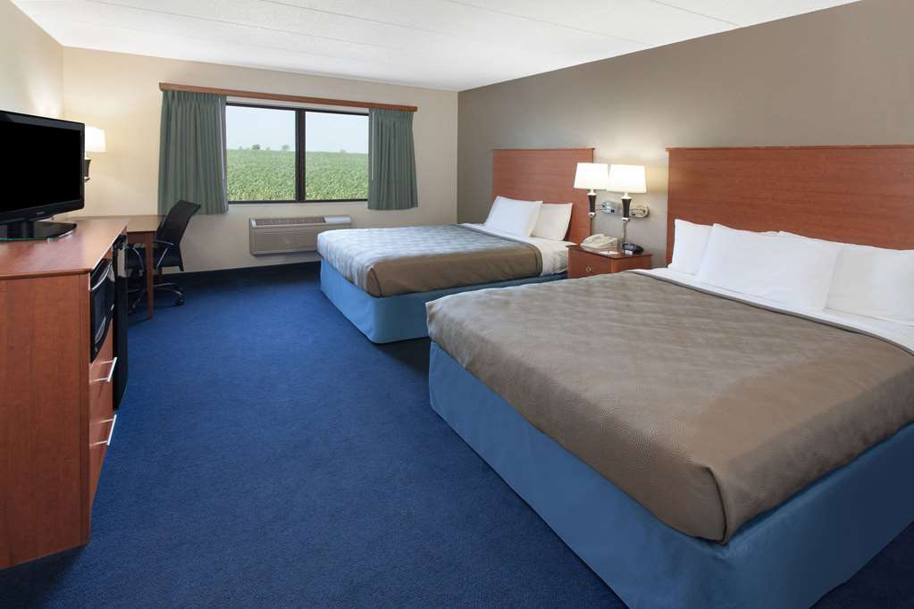 AmericInn by Wyndham Webster City - photo 7