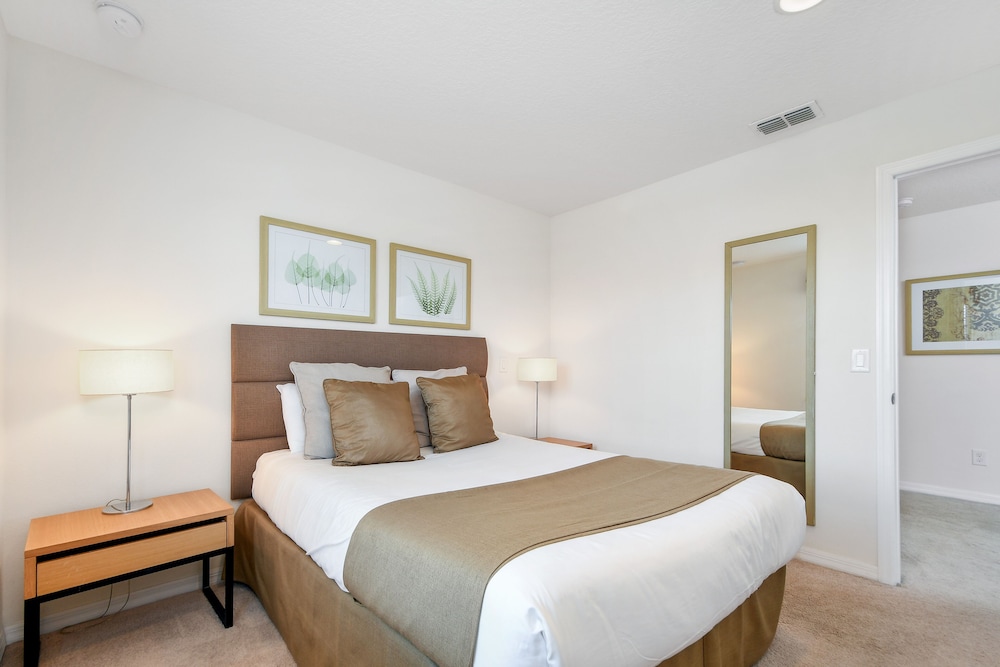 Amazing Three Bedrooms w Spa Jacuzzi close Disney @ Encantada 3012 - photo 4