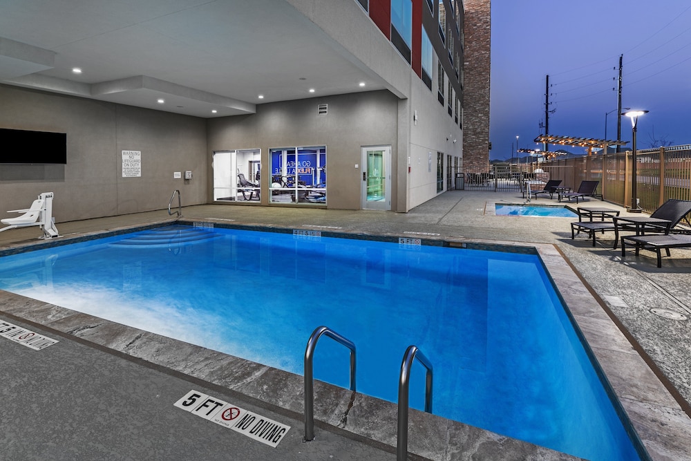 Holiday Inn Express & Suites Houston SW Rosenberg by IHG - photo 23