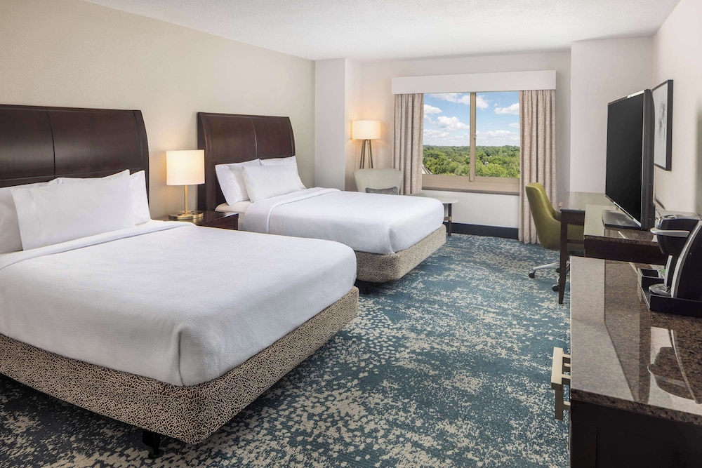 Hilton Garden Inn Bethesda Downtown - photo 13