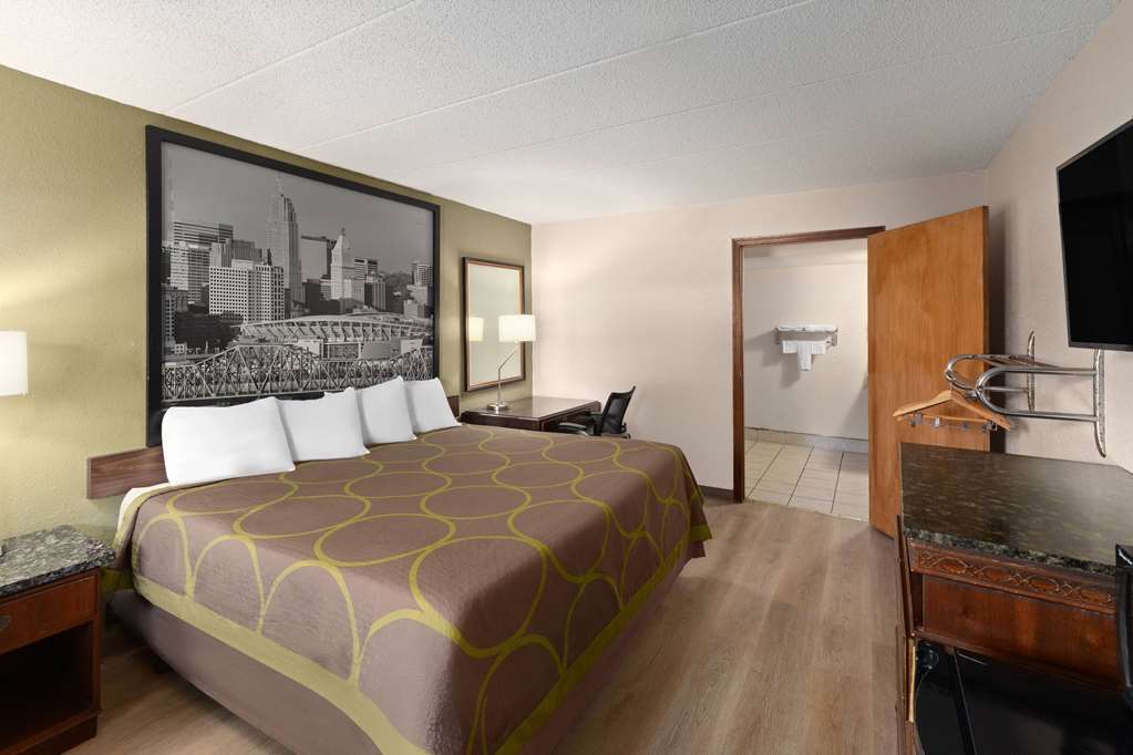 Super 8 by Wyndham Fort Mitchell Cincinnati Area - photo 11