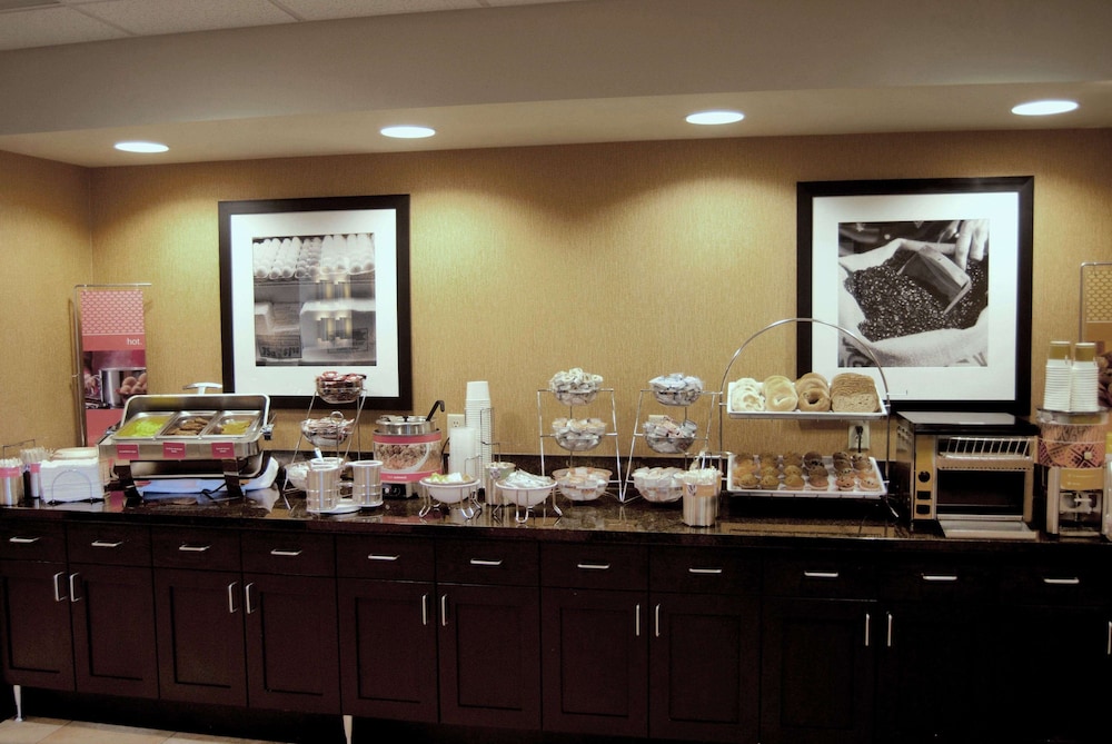 Hampton Inn & Suites Spokane Valley - photo 37