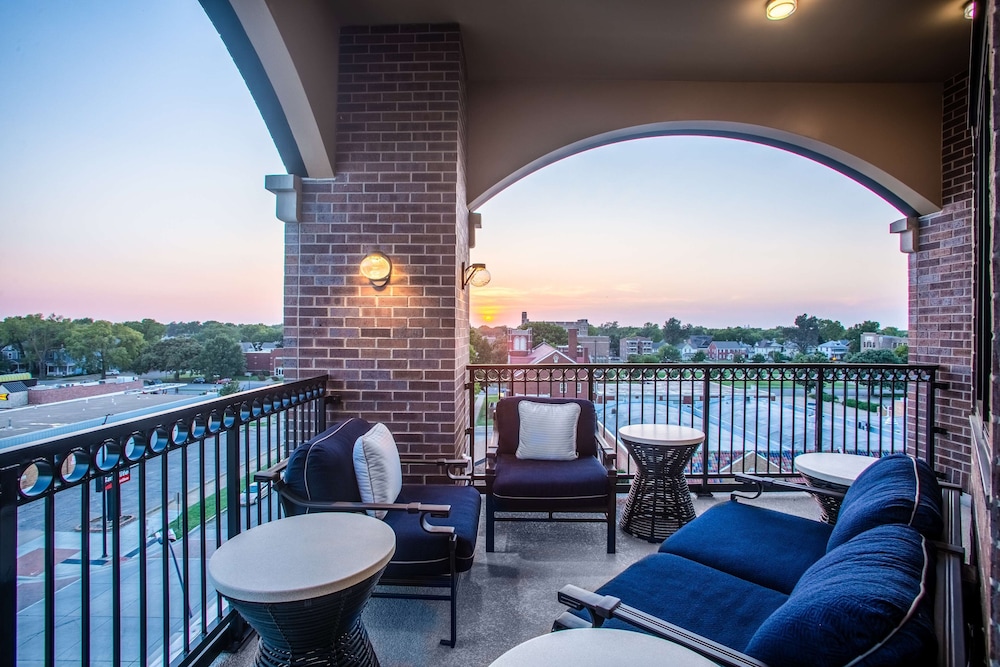Homewood Suites by Hilton Salina Downtown - photo 46