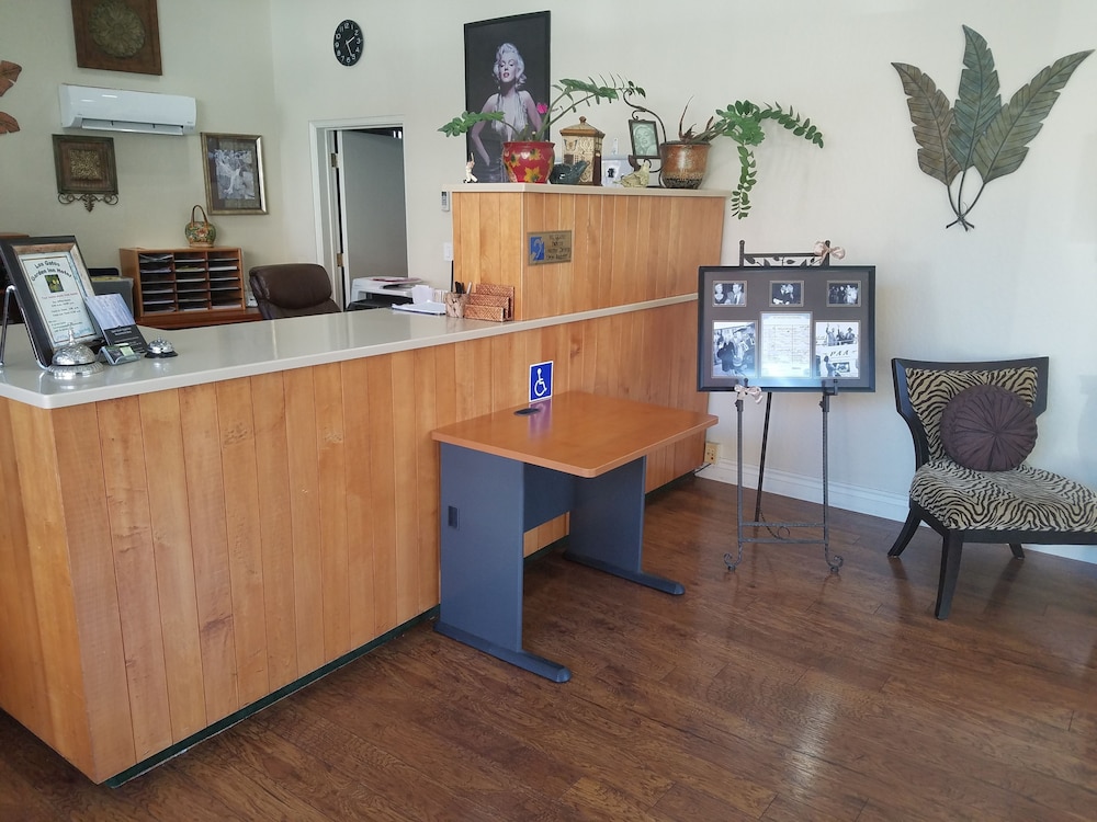 Los Gatos Garden Inn Hotel - photo 4