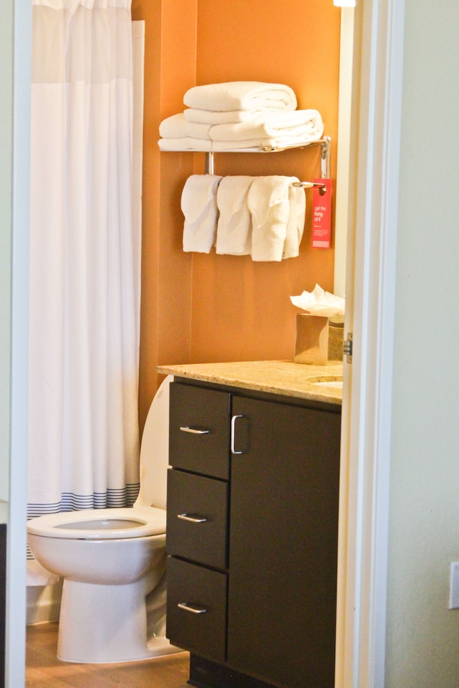 Towneplace Suites by Marriott Broken Arrow - photo 34